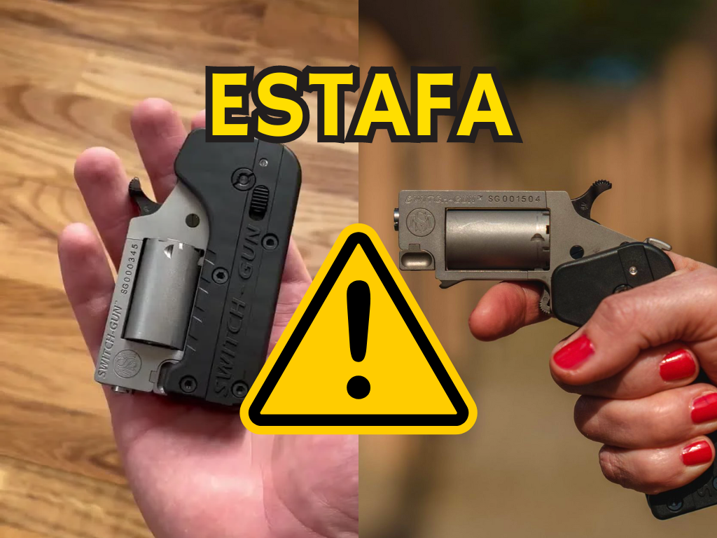Letrero de Estada, dos pistolas 22 modelo switch gun, una guardada y otra desplegada siendo sostenidas por una mano