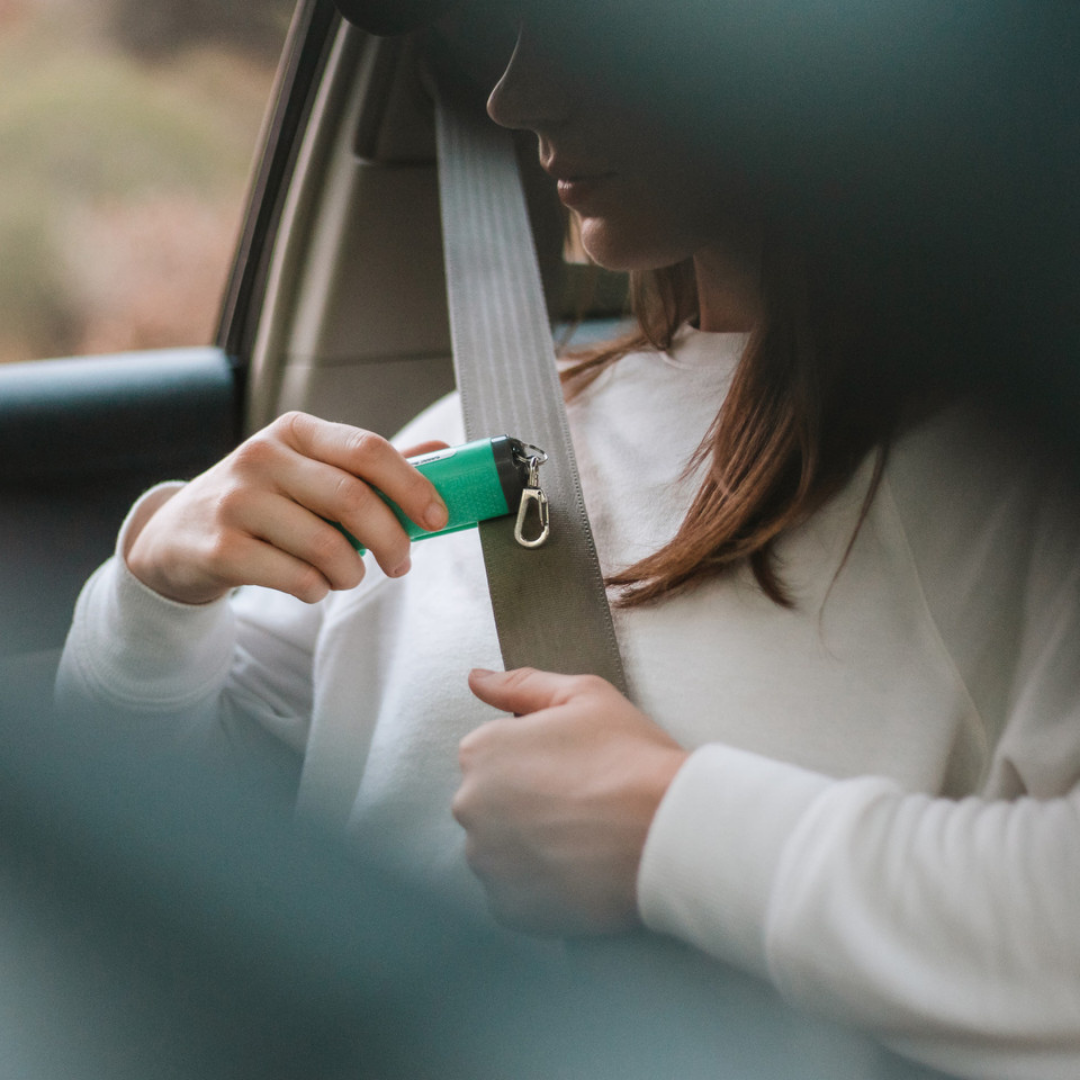 Gel Pimienta SABRERED 3 en 1 Flip Top con Rompe Cristales y Cortacinturones