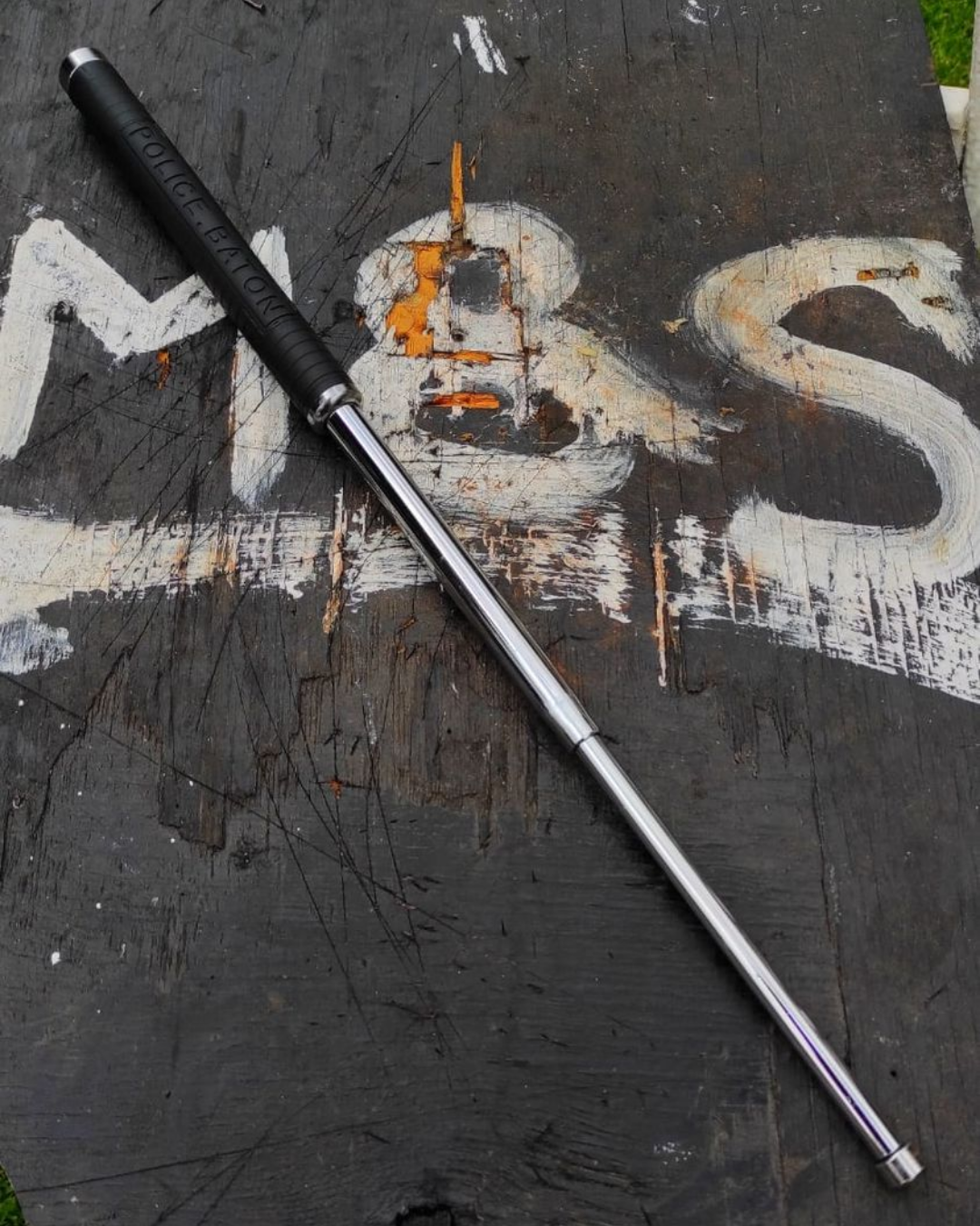 Baston retráctil de defensa 60 cm