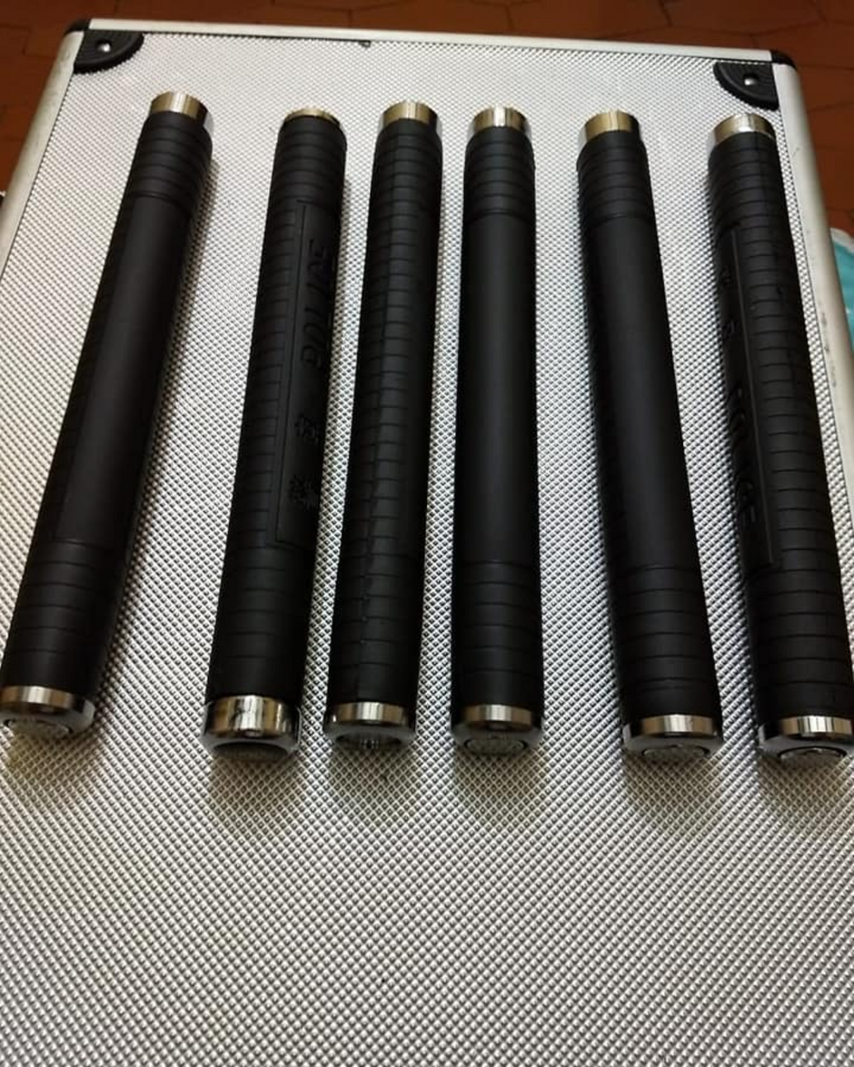 Baston retráctil de defensa 60 cm